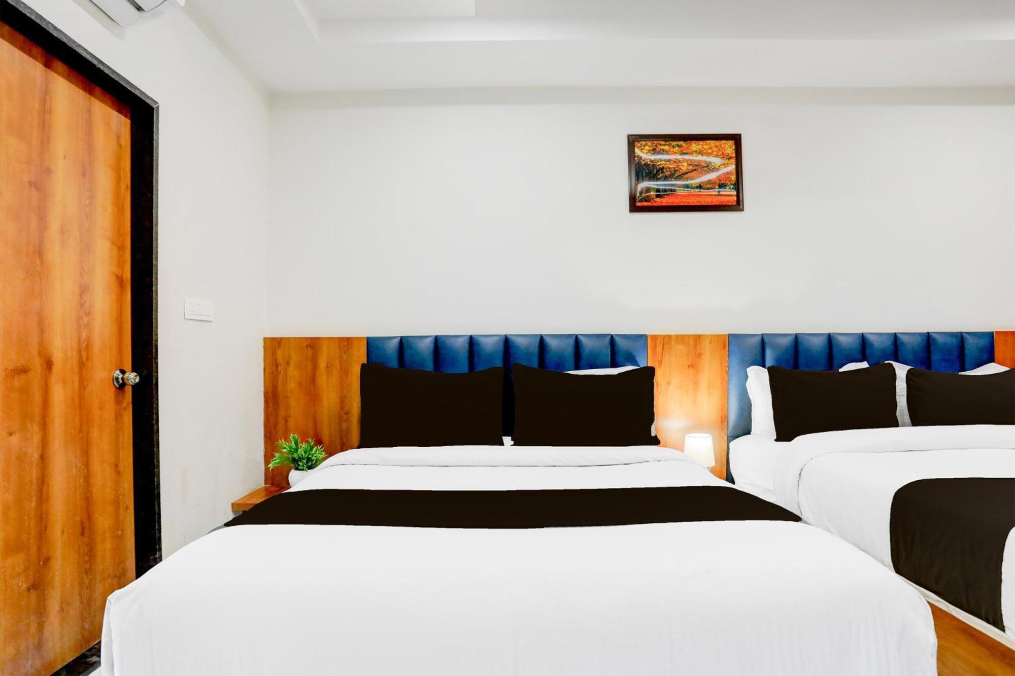Super Townhouse Ambaji Formerly Hotel Kardhar Inn المظهر الخارجي الصورة